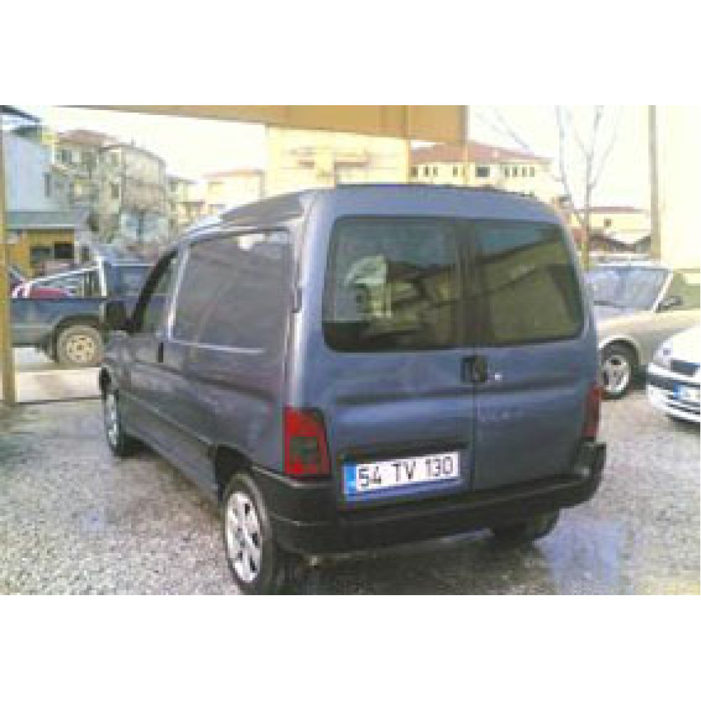PEUGEOT PARTNER- 96/02; ARAÇ BİLGİLERİ VE RESİMLERİ 1576-0000