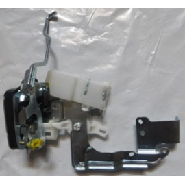 MITSUBISHI CANTER- FUSO- 06/12; ÖN KAPI KİLİDİ SAĞ (FE711/839/859E/859G) (TYG) 172-2243