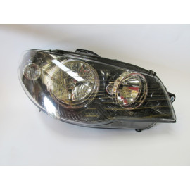 FIAT ALBEA- 05/13; FAR LAMBASI SAĞ ELEKTRİKLİ/MOTORSUZ SİYAH 8 FİŞLİ (AYFAR) (E MARKLI) 1804-1007