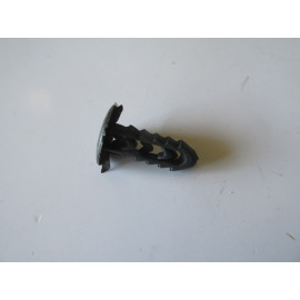 FIAT DOBLO- 01/05; ÖN ÇAMURLUK DAVLUMBAZI KLİPSİ 1870-2119