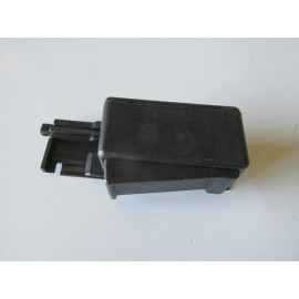 FIAT DOBLO- 06/10; ARKA KAPI CAM KİLİTLEME MANDALI SOL (SÜRGÜLÜ KAPI) 1871-2506