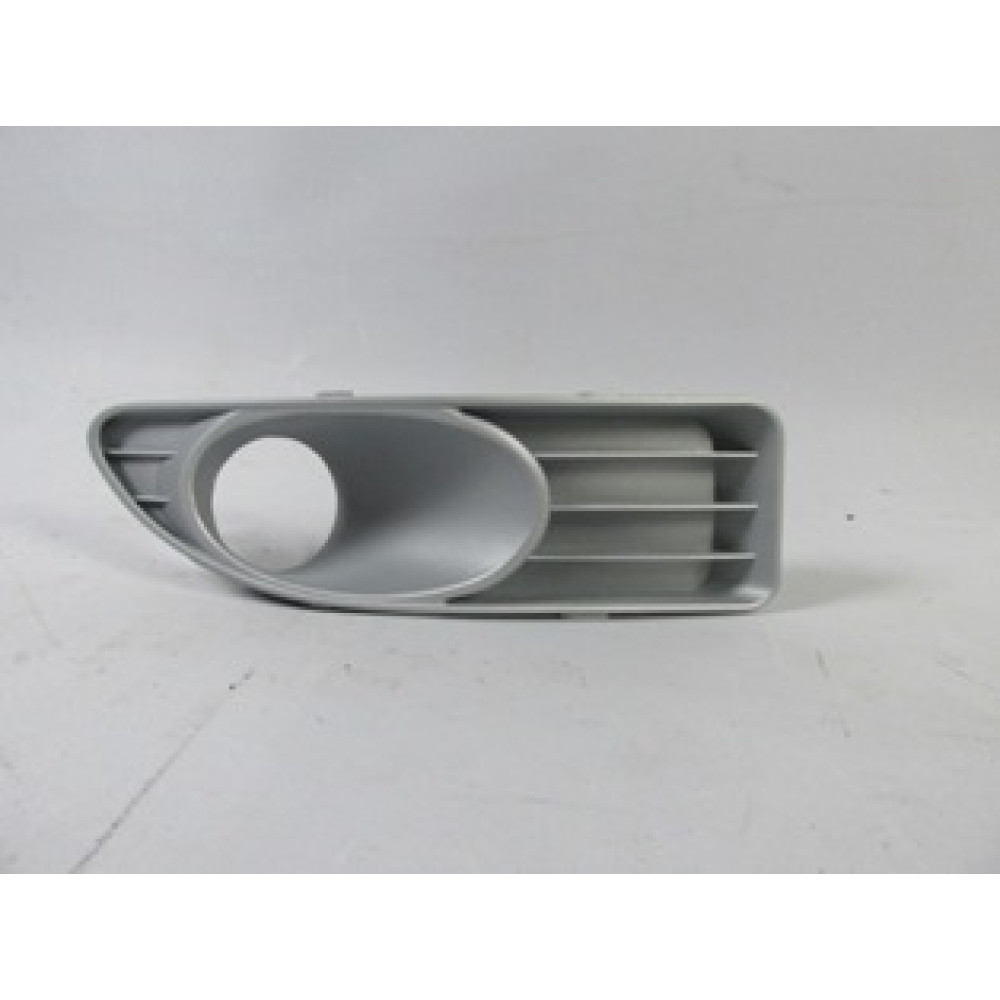 FIAT LINEA CLASSIC- 06/15; SİS LAMBA KAPAĞI SAĞ SİS DELİKLİ (GÜMÜŞ GRİ) 1882-2061B