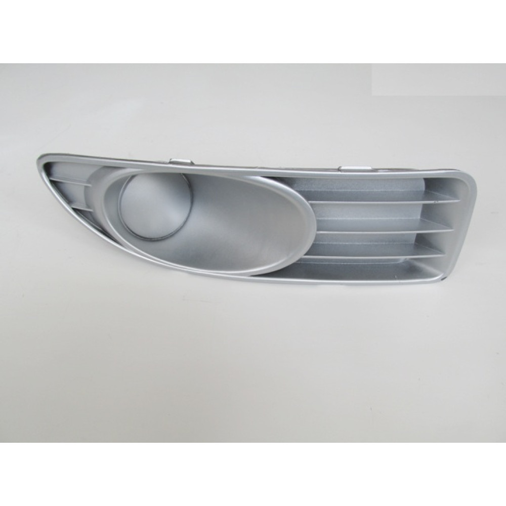 FIAT LINEA CLASSIC- 06/15; SİS LAMBA KAPAĞI SAĞ SİS DELİKSİZ (GÜMÜŞ GRİ) 1882-2061C