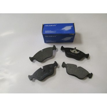 VOLVO S70- 97/00; ÖN FREN BALATASI 2,0/2,3/2,4 (KABLOSUZ)(DİSK)(156,8X58,7X18,5) (BRAMAX) 1921-6350