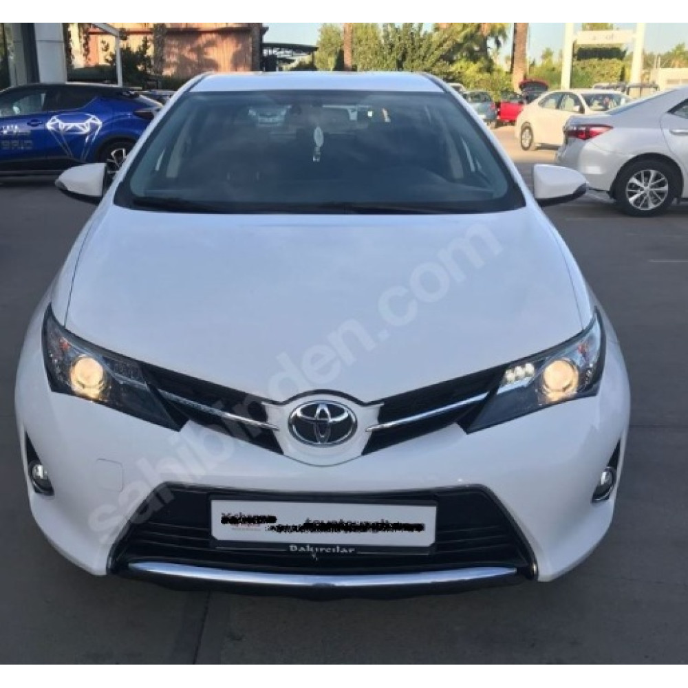 TOYOTA AURIS- 13/15; ARAÇ BİLGİLERİ VE RESİMLERİ 195-0000