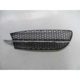 ALFA ROMEO 147- 01/05; ÖN TAMPON PANJURU SOL SİYAH (ÇITASI NİKELAJLI) (TW) 1963-2012B