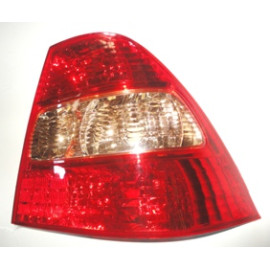 TOYOTA COROLLA- ZZE121- 02/03; STOP LAMBASI SAĞ KIRMIZI/ŞEFFAF SARI (CASP) (E MARKLI) 199-1501