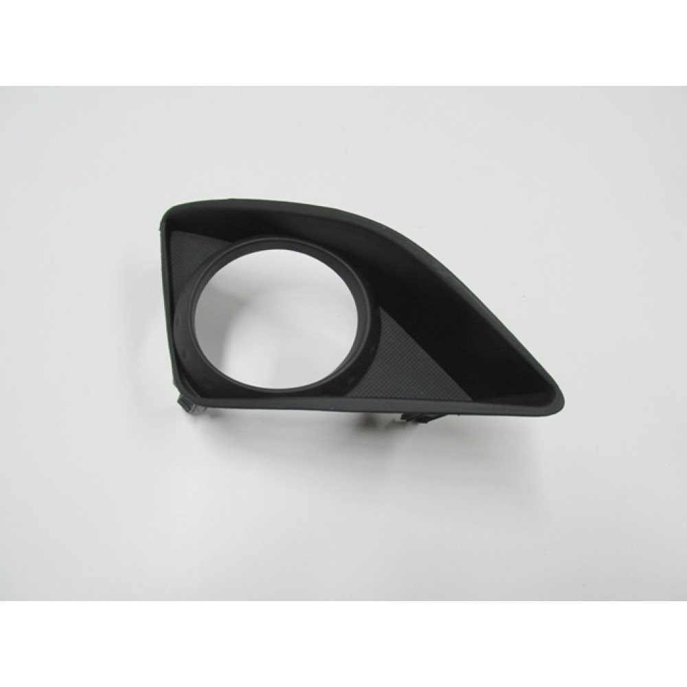 TOYOTA COROLLA- E150- 07/10; SİS LAMBA KAPAĞI SAĞ SİS DELİKLİ (FPI) 200-2061