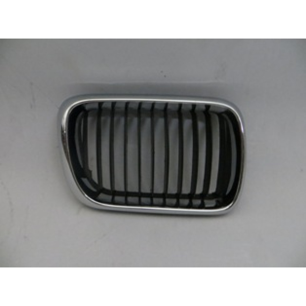 BMW 3 SERI- E36- SD/COUPE- 94/98; ÖN PANJUR SAĞ SİYAH/NİKELAJ ÇERÇEVELİ (TYG) 2004-2343A