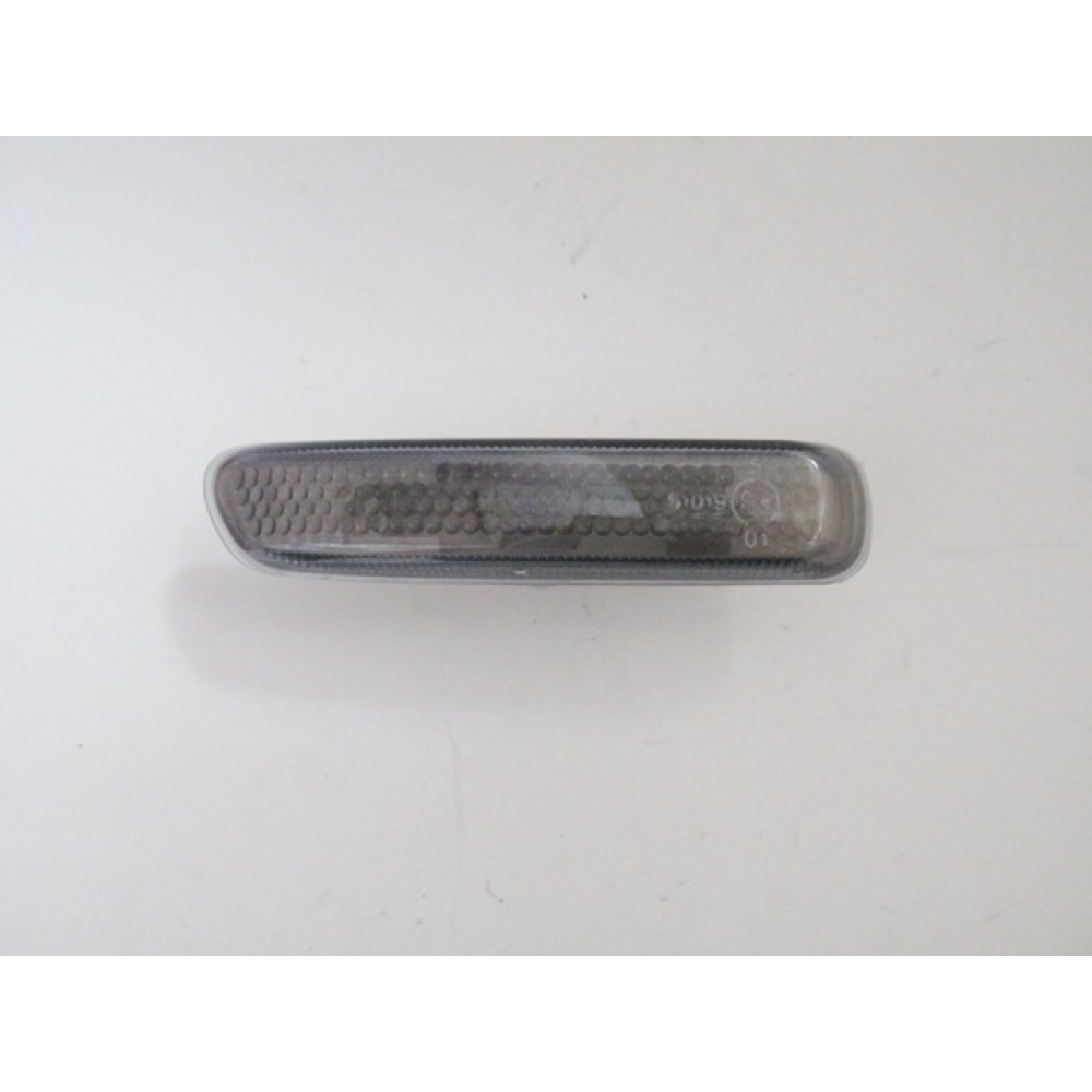 BMW 3 SERI- E46- SD/COUPE- 98/01; ÇAMURLUK SİNYALİ SOL FÜME (DJ AUTO) 2007-1126