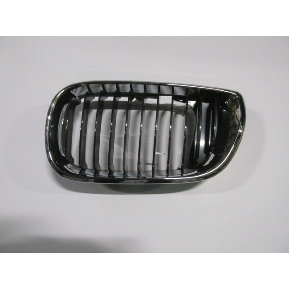 BMW 3 SERI- E46- SD- 02/05; ÖN PANJUR SOL SİYAH/NİKELAJ ÇERÇEVELİ (TYG) 2007-2344