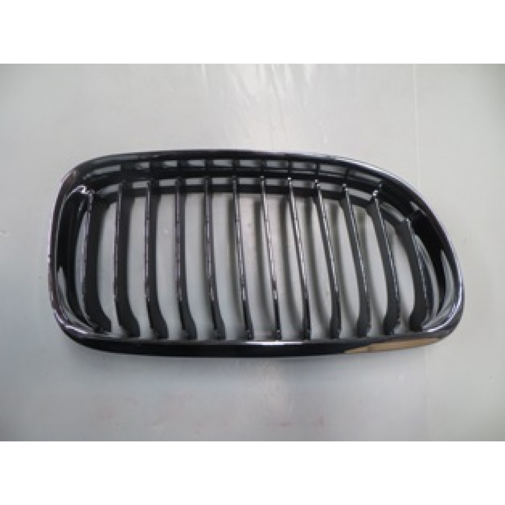 BMW 3 SERI- E90- 09/11; ÖN PANJUR SAĞ NİKELAJLI/SİYAH (TW) 2008-2343