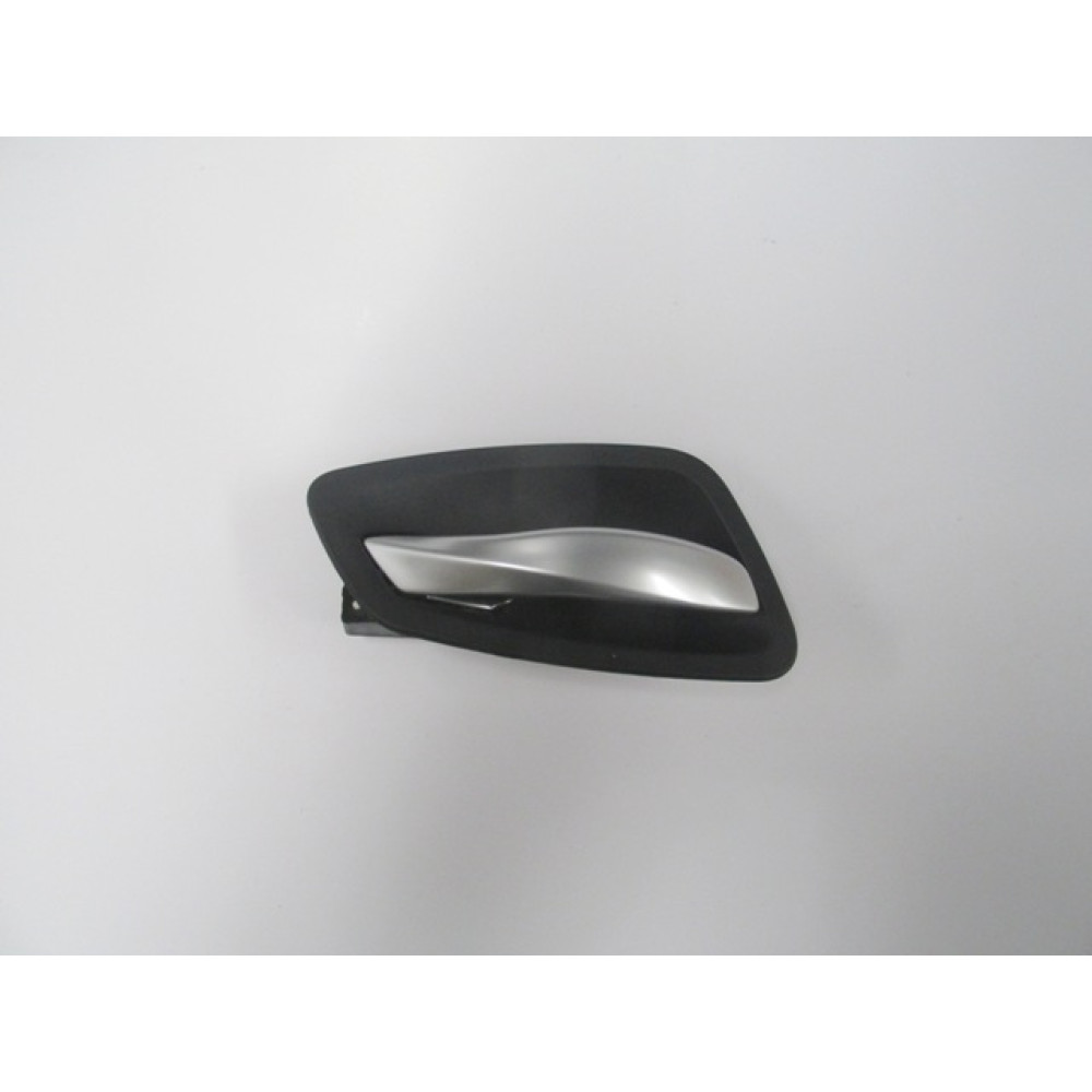 BMW 3 SERI- E90- 05/11; ÖN KAPI İÇ AÇMA KOLU SOL SİYAH (ELCEĞİ NİKELAJLI) (HUSHAN) 2008-3012