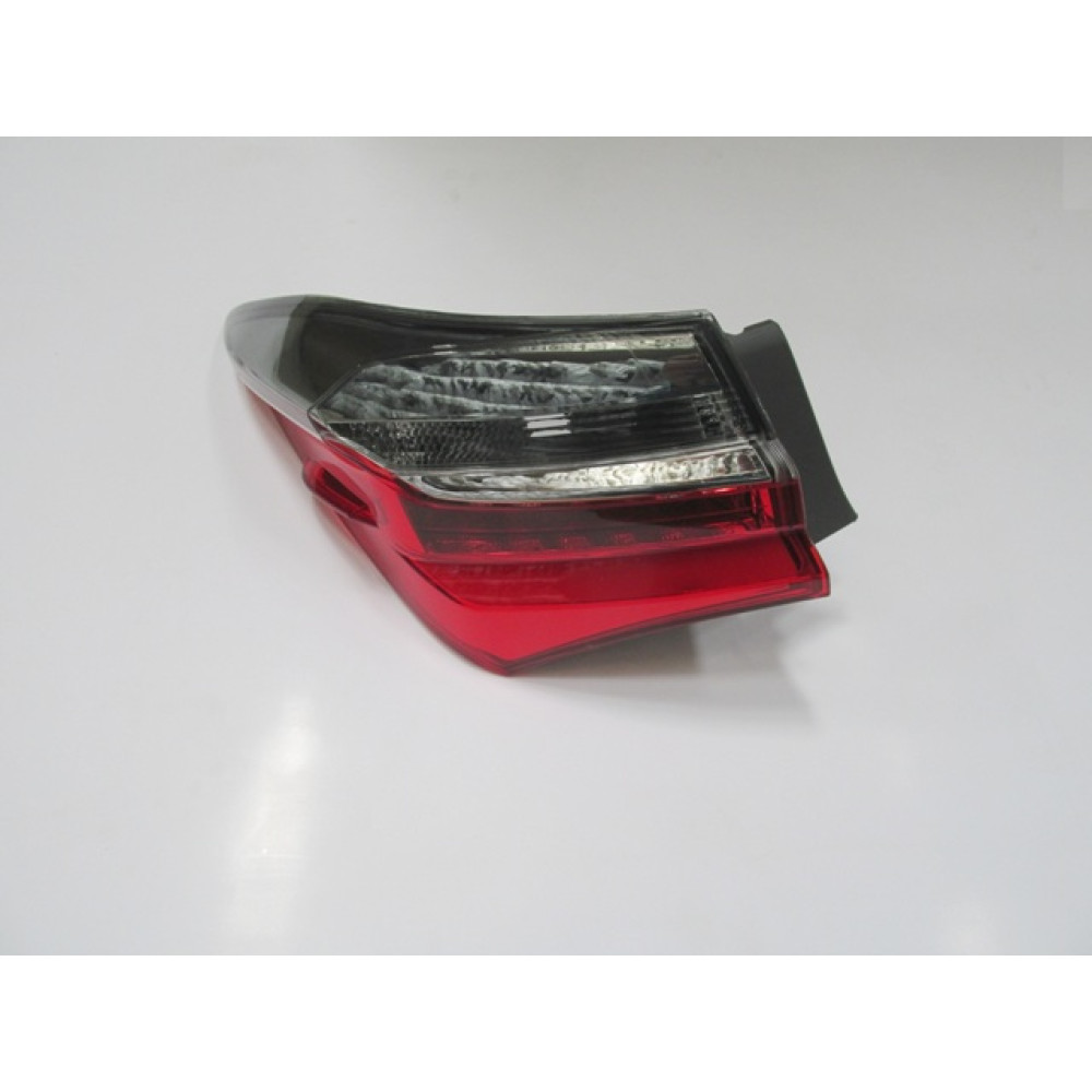 TOYOTA COROLLA- NDE180- 16/18; DIŞ STOP LAMBASI SOL KIRMIZI/BEYAZ/LEDLİ (CASP) (E MARKLI) 201-1504