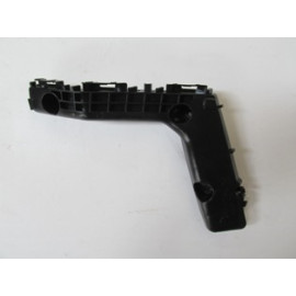 TOYOTA COROLLA- NDE180- 13/16; ÖN TAMPON İÇ BAĞLANTI BRAKETİ SAĞ (YAN KULAĞA TAKILAN) (TYG) 201-2023A