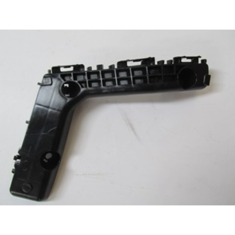 TOYOTA COROLLA- NDE180- 13/16; ÖN TAMPON İÇ BAĞLANTI BRAKETİ SOL (YAN KULAĞA TAKILAN) (TYG) 201-2024A