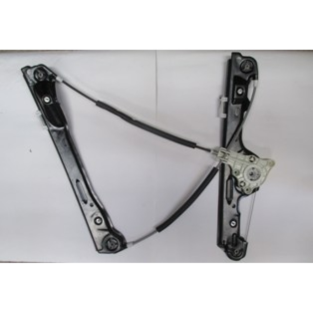 BMW 1 SERI- E87- 04/11; ÖN CAM KRİKOSU SOL ELEKTRİKLİ/MOTORSUZ (TW) 2012-1934