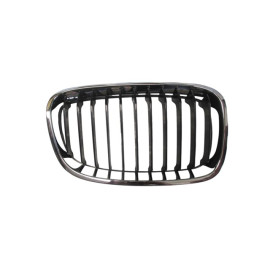 BMW 1 SERI- F20- 12/15; ÖN PANJUR SAĞ SİYAH/PETEKLERİ NİKELAJLI (TYG) 2013-2343