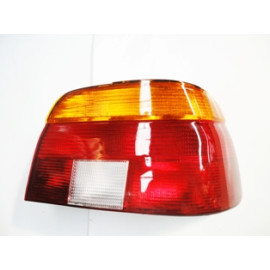 BMW 5 SERI- E39- 96/00; STOP LAMBASI SAĞ KIRMIZI/SARI (DUYSUZ) (FAMELLA) 2016-1503