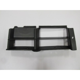 BMW 5 SERI- E39- 96/00; ÖN TAMPON PANJURU SAĞ SİYAH (TW) 2016-2011