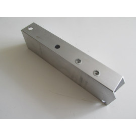 BMW 5 SERI- F10- 10/16; ÖN TAMPON BAĞLANTI BRAKETİ ALT SAĞ (ALÜMİNYUM) 2021-2031