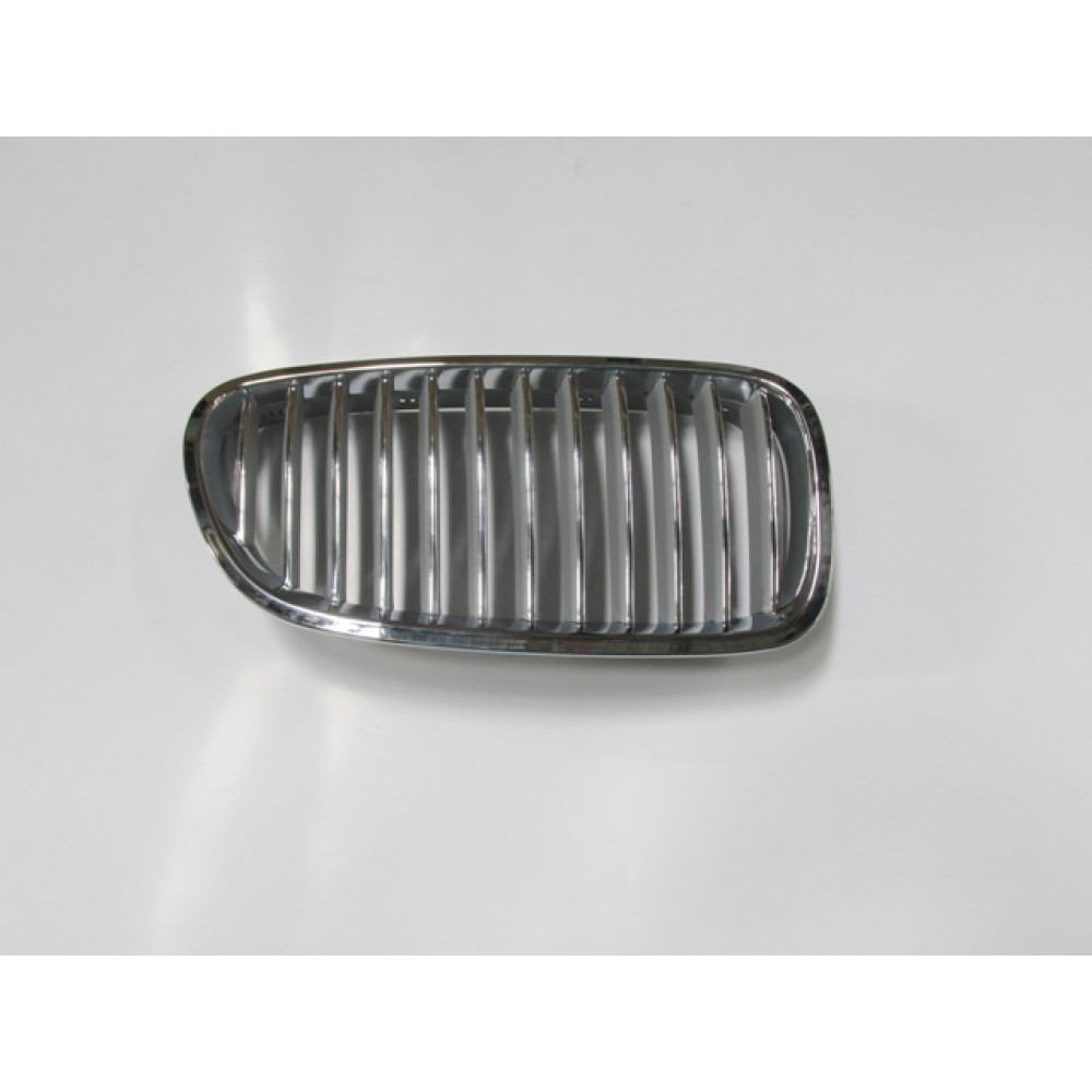 BMW 5 SERI- F10- 10/13; ÖN PANJUR SAĞ NİKELAJLI İÇ PETEKLERİ GRİ (TW) 2021-2341A