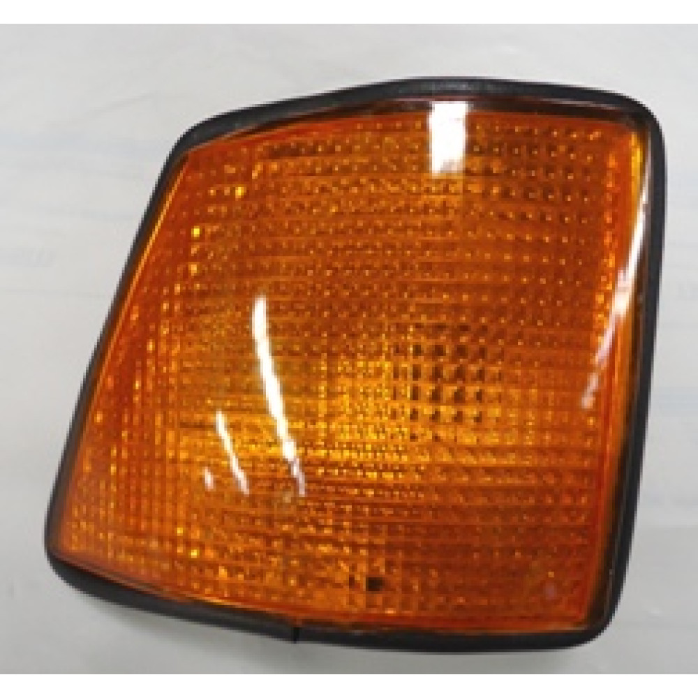 BMW 7 SERI- E32- 88/92; ÖN SİNYAL SAĞ SARI (FAMELLA) 2025-1105