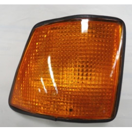 BMW 7 SERI- E32- 88/92; ÖN SİNYAL SAĞ SARI (FAMELLA) 2025-1105