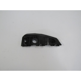 TOYOTA AURIS- 11/12; ÖN TAMPON İÇ BAĞLANTI BRAKETİ SAĞ PLASTİK (EAGLE BODY) 204-2023