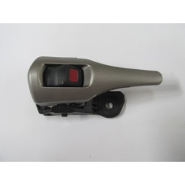 TOYOTA AURIS- 11/12; ÖN KAPI İÇ AÇMA KOLU SOL SİYAH/GÜMÜŞ (HUSHAN) 204-3012