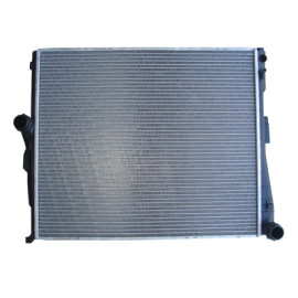 BMW X3- E83- 04/10; SU RADYATÖRÜ MANUEL ALÜMİNYUM (1SIRA) (3.0L V6) 2045-4811