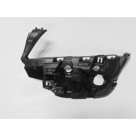 BMW X3- F25- 11/13; ÖN TAMPON BRAKETİ İÇ SOL (FAR ALTINA TAKILAN)(PLASTİK) (TW) 2046-2032