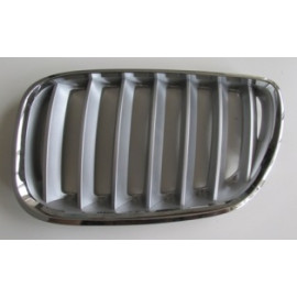 BMW X5- E53- 04/06; ÖN PANJUR SOL NİKELAJLI/İÇ PETEĞİ GÜMÜŞ GRİ 2050-2344