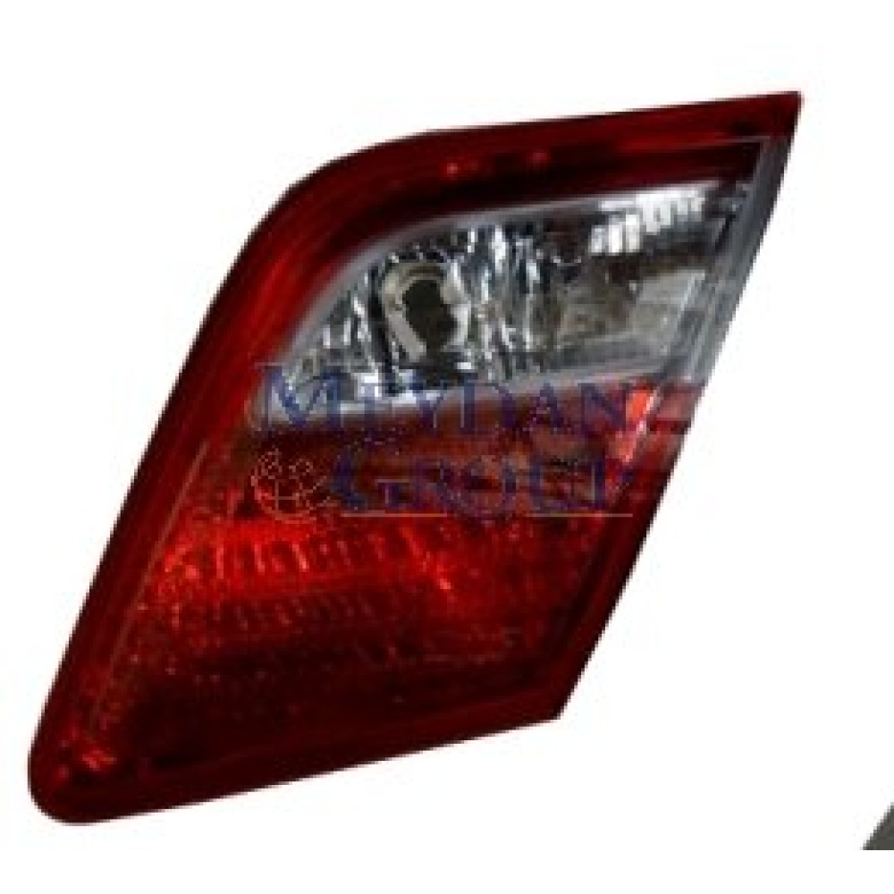 TOYOTA CAMRY- 06/09; İÇ STOP LAMBASI SOL KIRMIZI/BEYAZ (FAMELLA) 212-1512