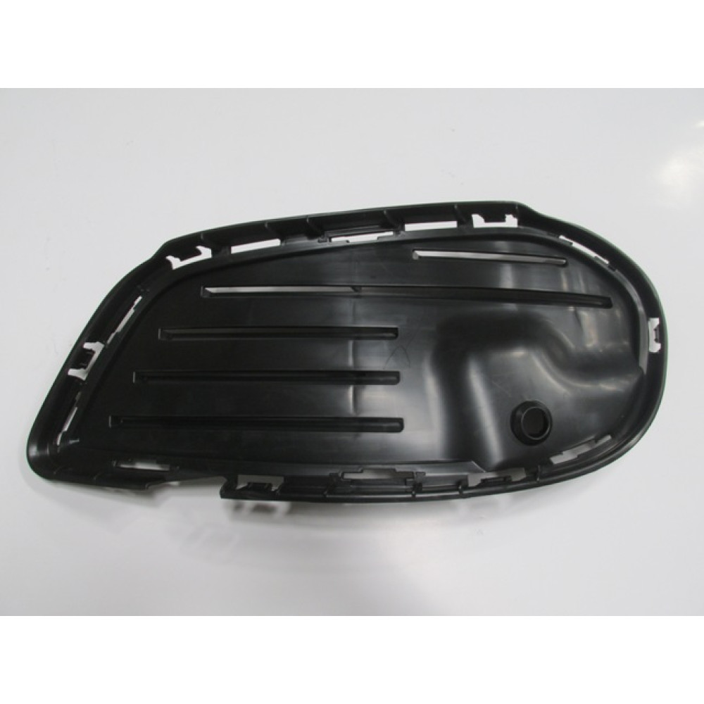 MERCEDES C CLASS- W205- 14/17; SİS LAMBA KAPAĞI BRAKETİ SAĞ SENSÖR DELİKLİ (AMG)(TW) 2148-2061C