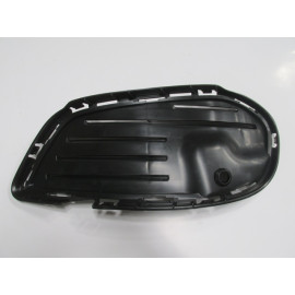 MERCEDES C CLASS- W205- 14/17; SİS LAMBA KAPAĞI BRAKETİ SAĞ SENSÖR DELİKLİ (AMG)(TW) 2148-2061C