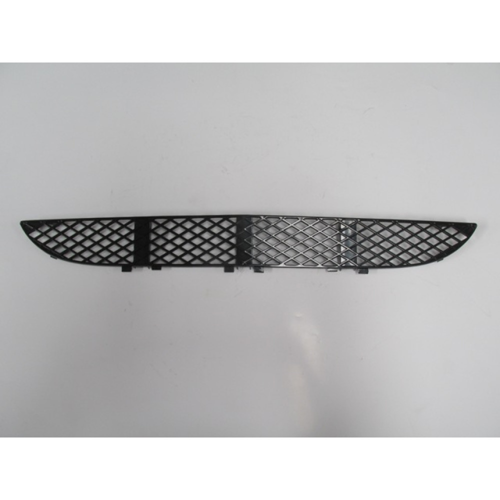 MERCEDES E CLASS- W210- 00/02; ÖN TAMPON PANJURU ORTA SİYAH (BAKLAVA DESENLİ) (TW) 2151-2010