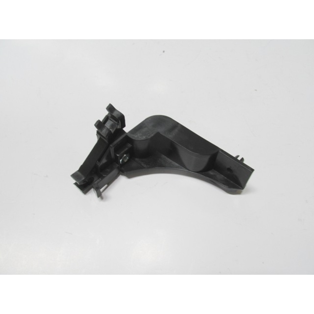 TOYOTA YARIS- 02/06; ÖN TAMPON BRAKETİ İÇ SAĞ (YAN KULAĞA TAKILAN) (TW) 216-2023