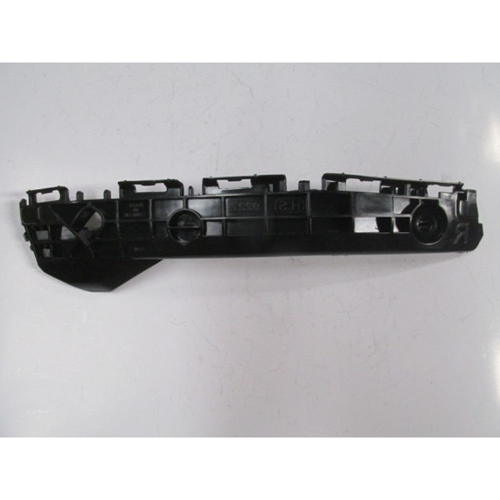 TOYOTA YARIS- 11/16; ARKA TAMPON BAĞLANTI BRAKETİ SOL PLASTİK (TYG) 218-2632