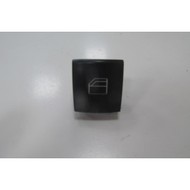 MERCEDES A CLASS- W176- 11/17; ÖN/ARKA CAM DÜĞME BUTONU SAĞ 2203-1955