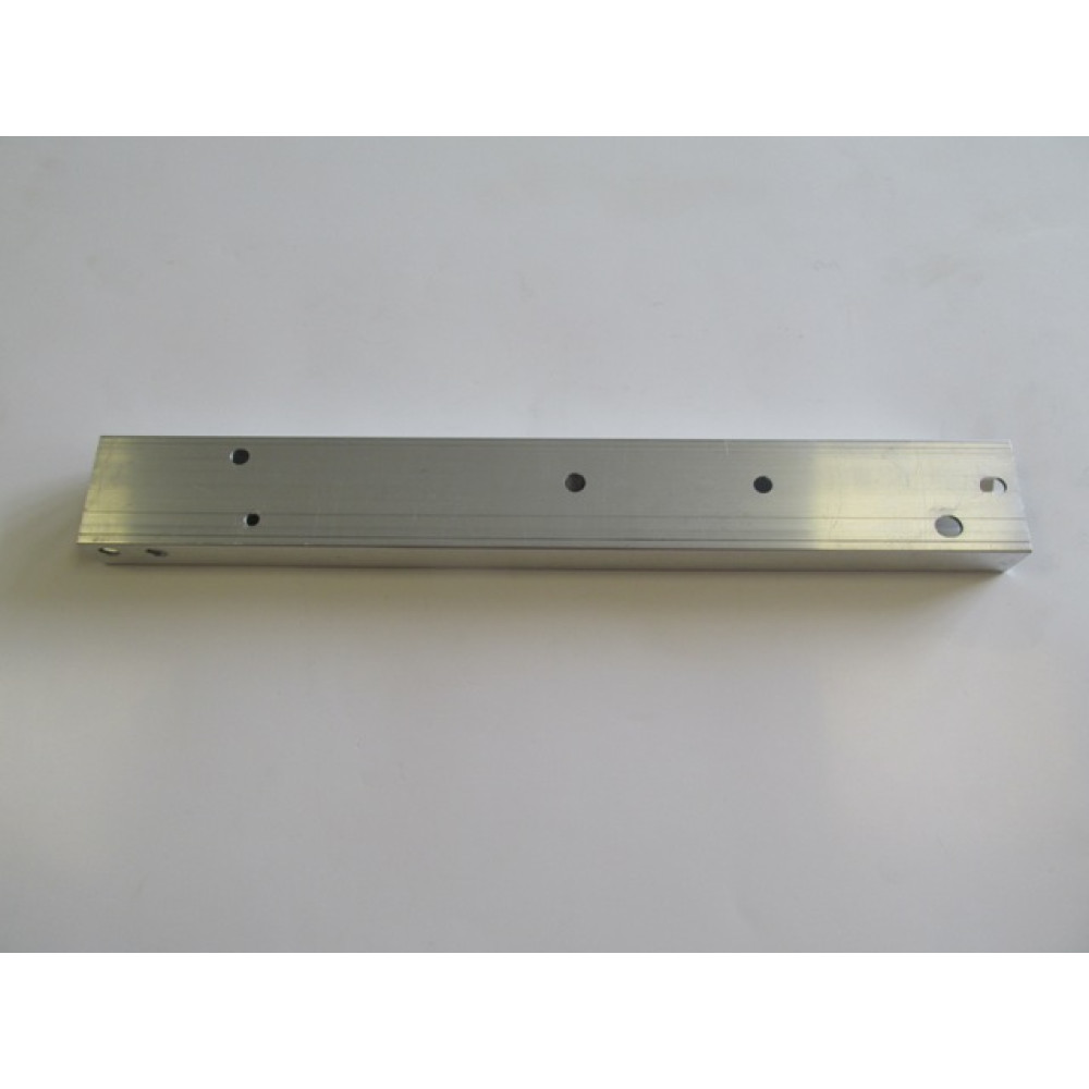 MERCEDES B CLASS- W246- 12/14; ÖN PANEL BAĞLANTI BRAKETİ SAĞ (BÜYÜK) 2205-2371