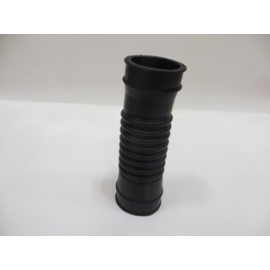 TOYOTA HILUX- PICK UP LN145- 98/01; HAVA FİLTRE HORTUMU 223-4408