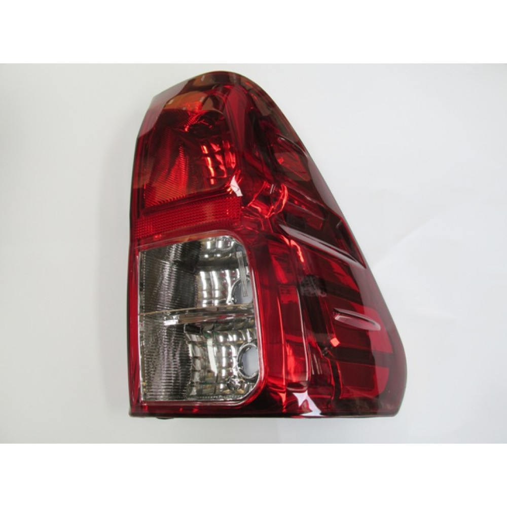 TOYOTA HILUX- PICK UP- 15/19; STOP LAMBASI SAĞ KIRMIZI/BEYAZ (CASP) (E MARKLI) 230-1501