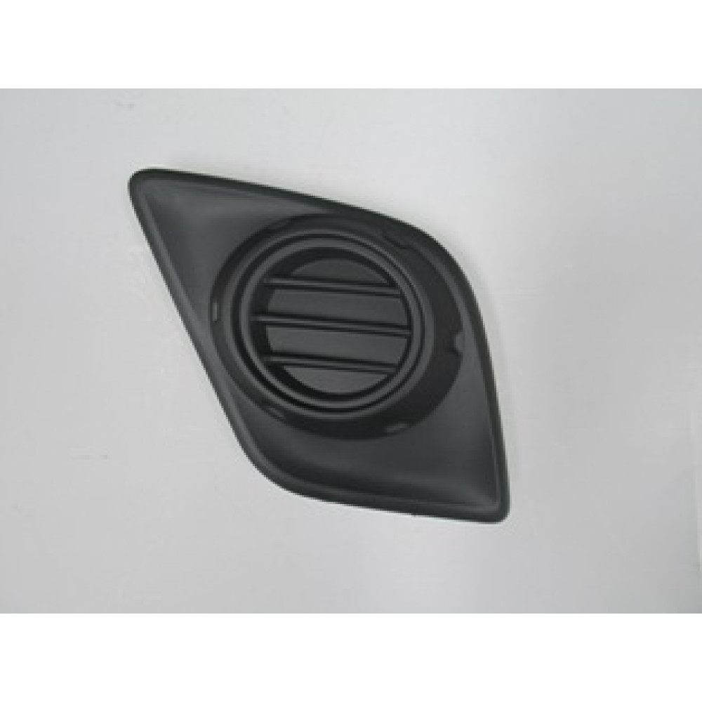 TOYOTA HILUX- PICK UP- 15/19; SİS LAMBA KAPAĞI SOL SİS DELİKSİZ (LM) 230-2062A