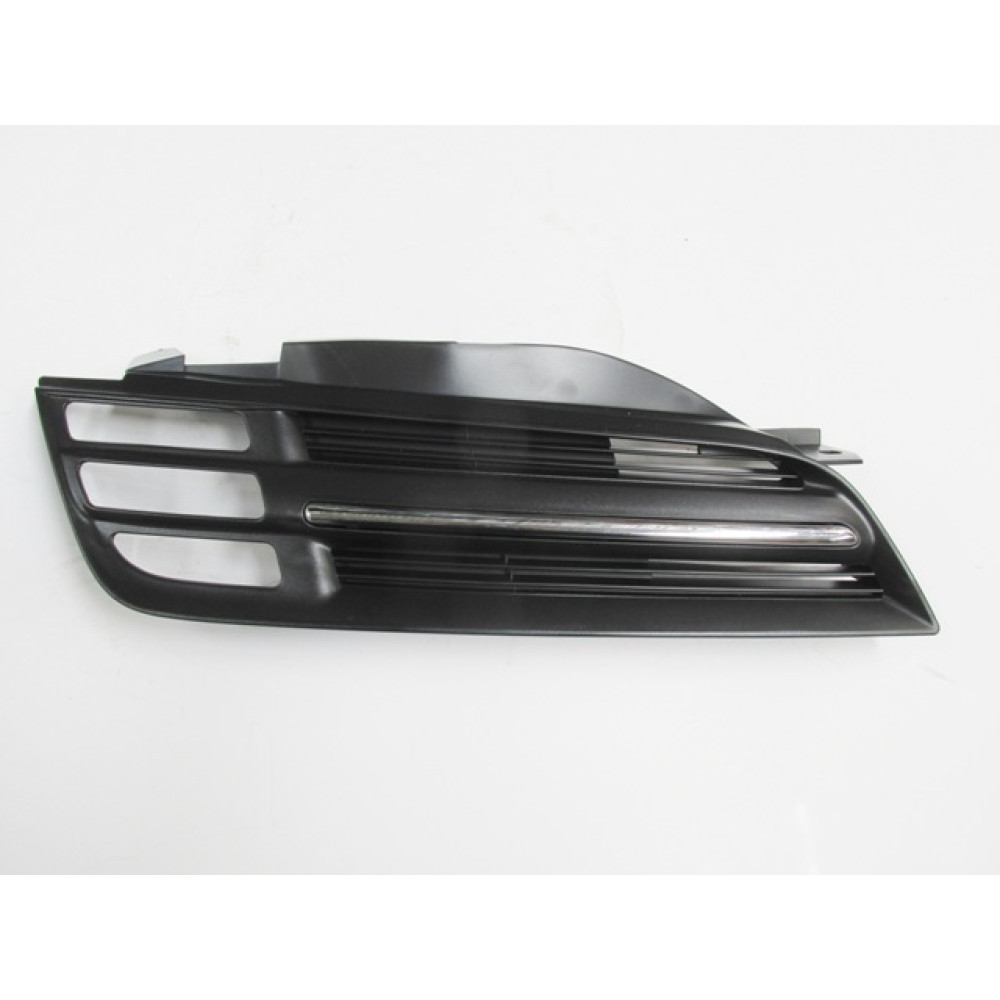 NISSAN MICRA- K12- 03/06; ÖN PANJUR SAĞ SİYAH (NİKELAJ KAPLAMALI) (3 SİNYALLİ TİP) (TW) 249-2341