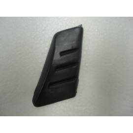 NISSAN SUNNY- B13- 90/94; ARKA ÇAMURLUK BANDI SOL ÇİZGİLİ TİP SİYAH (YAPIŞTIRMALI) (TYG) 253-2752