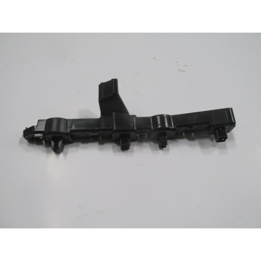 NISSAN QASHQAI- J11- 14/21; ÖN TAMPON BAĞLANTI BRAKETİ SOL PLASTİK (CASP) 256-2024