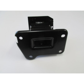 NISSAN QASHQAI- J11- 14/16; ÖN TAMPON İÇ DEMİRİ BAĞLANTI BRAKETİ SOL (EAGLE BODY) 256-2032