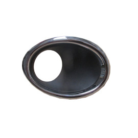 NISSAN QASHQAI- J11- 14/16; SİS LAMBA ÇERÇEVESİ SAĞ NİKELAJLI (SİS DELİKLİ) (TW) 256-2061