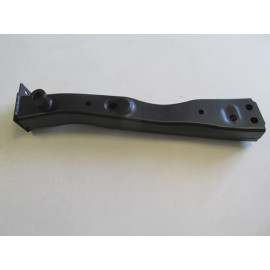 NISSAN QASHQAI- J11- 14/21; ŞASİ UÇ DEMİRİ KOLU SAĞ (BEŞİK)(MOTOR BEŞİĞİNE TAKILAN) 256-2381